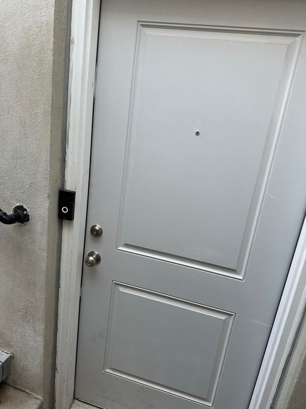 306 W Royal Land Dr - Photo 4 of 19