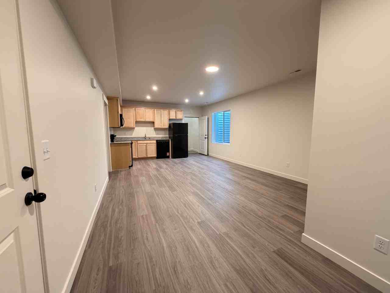5204 S Century Way #BS - Photo 2 of 9