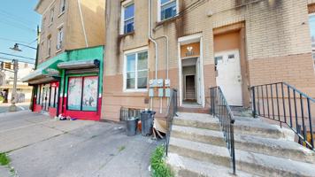 featured image of 203 Spring St #2