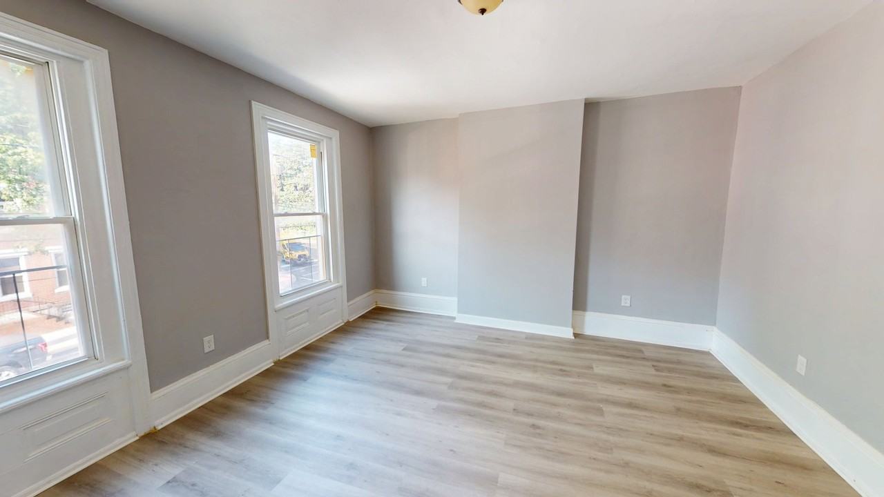 203 Spring St #2 - Photo 5 of 12