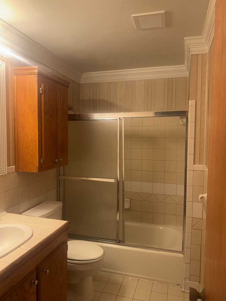 3001 Depaul Ct - Photo 5 of 10