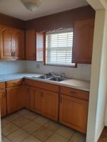 featured image of 1234 E Elm St