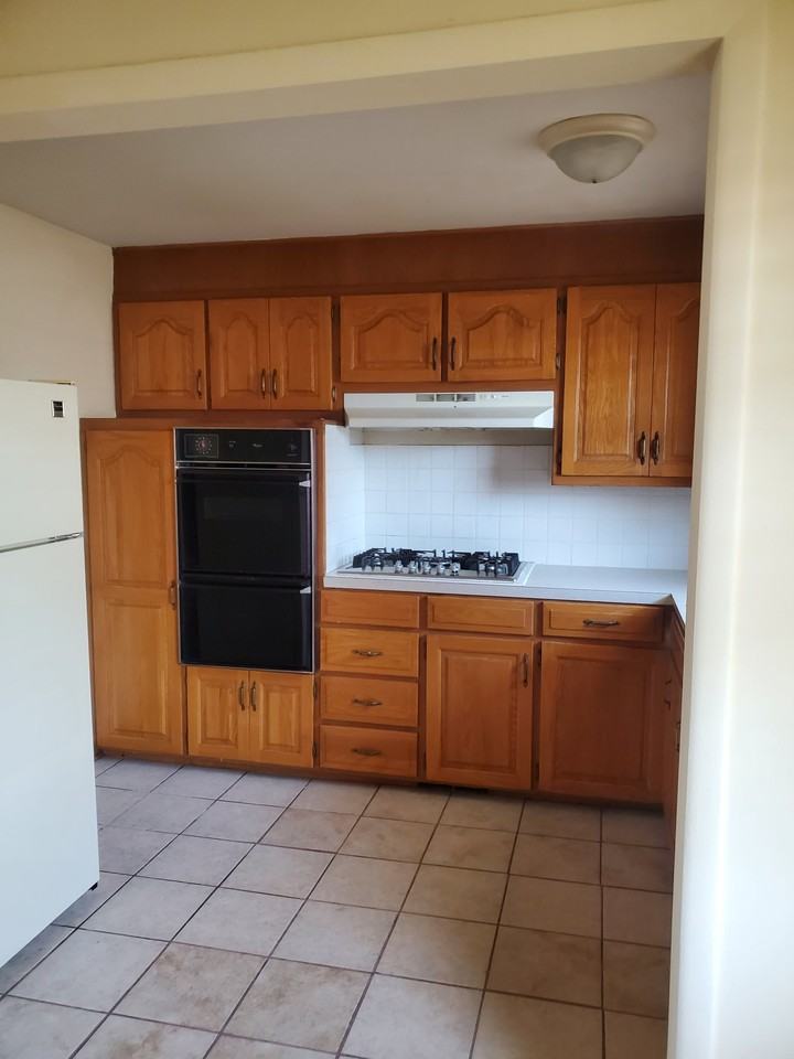 1234 E Elm St #1258-17 - Photo 2 of 7