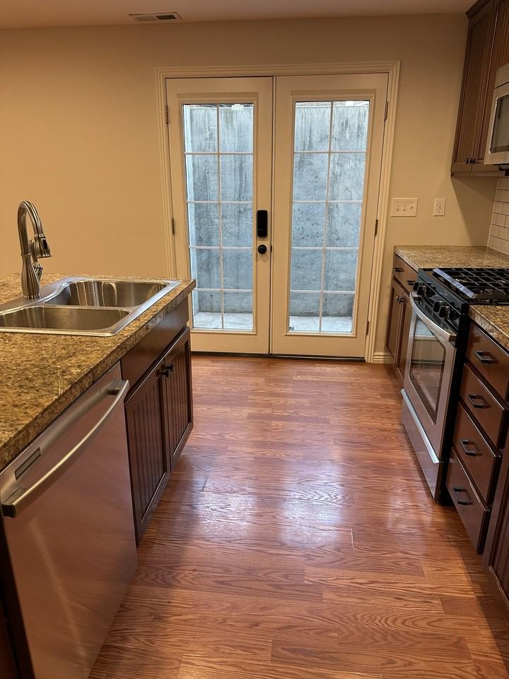 13627 S Crimson Patch Way - Photo 3 of 19