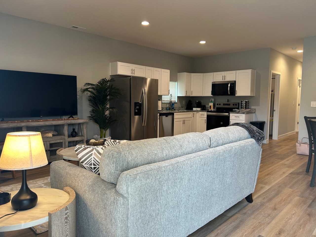 4460 Caroline Ave #1 - Photo 6 of 14