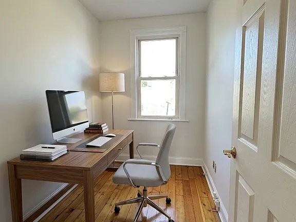 1239 149th St - Photo 5 of 10