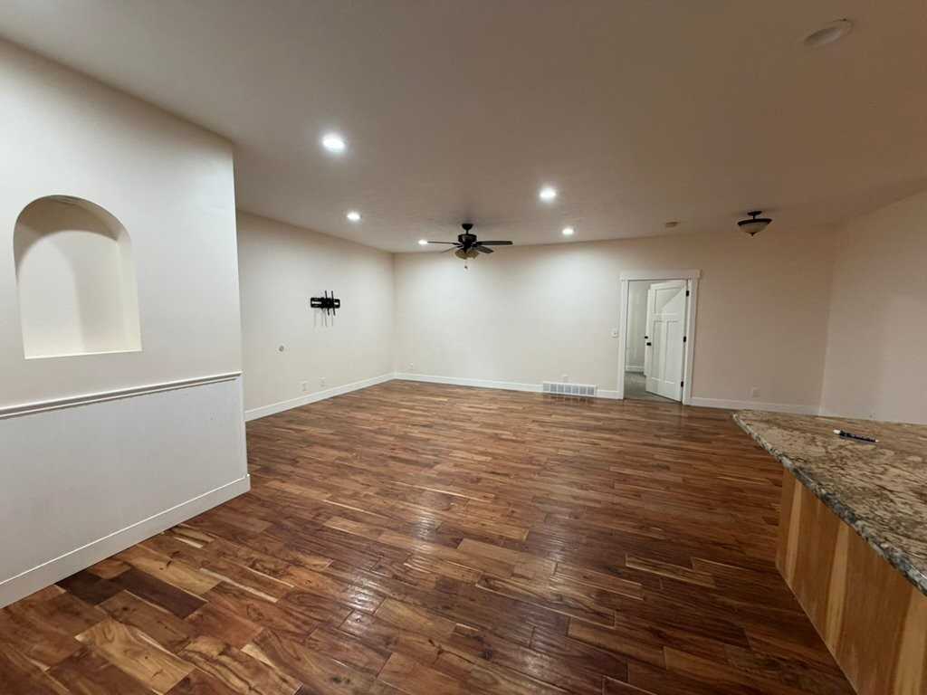272 Nw #272 - Photo 5 of 20