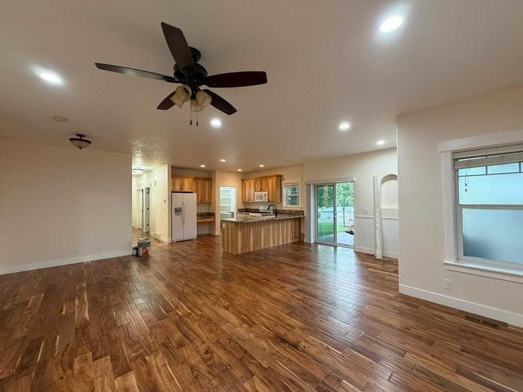272 Nw #272 - Photo 6 of 20
