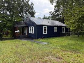 4906 Saks Rd - Photo 1 of 1