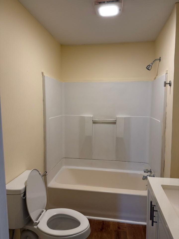 4906 Saks Rd - Photo 7 of 13