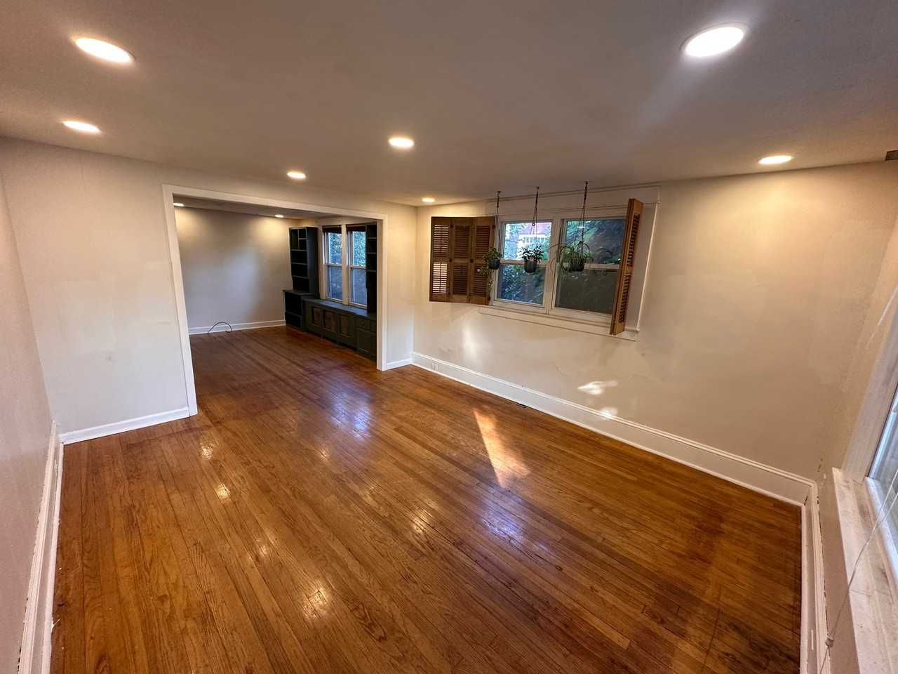 16 Adams St #1R - Photo 3 of 11