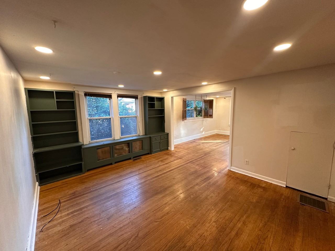 16 Adams St #1R - Photo 6 of 11