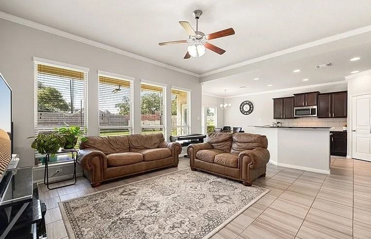 5804 Blackstone Dr - Photo 5 of 15