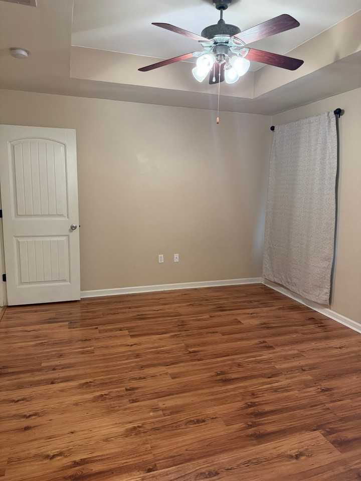 12029 Marilyn Ln #A - Photo 2 of 12