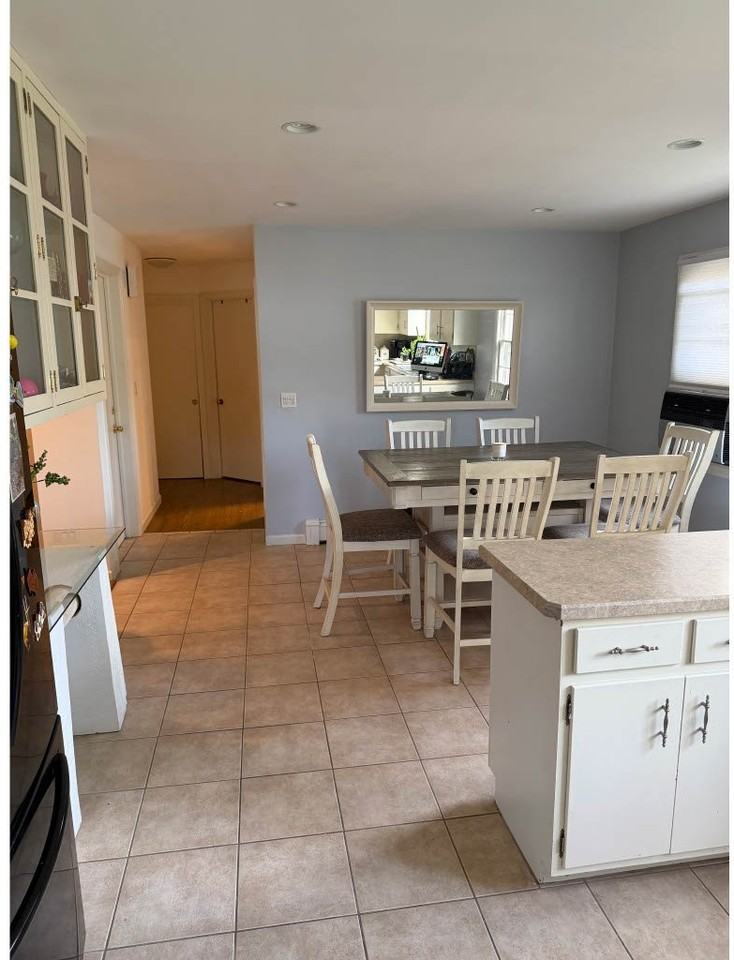 27 Lenox Ave #1 - Photo 3 of 11