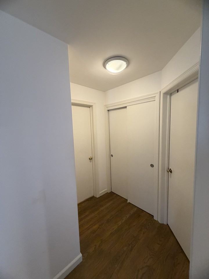 27 Lenox Ave #1 - Photo 7 of 11
