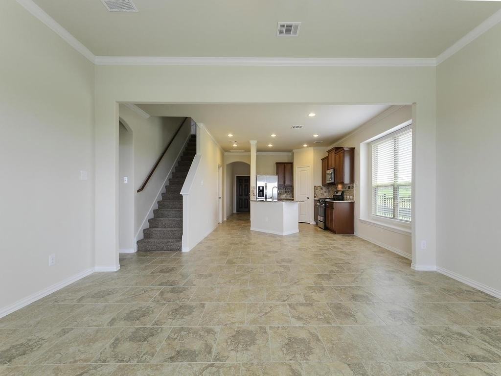 2617 Creeping Vine Ct - Photo 3 of 20