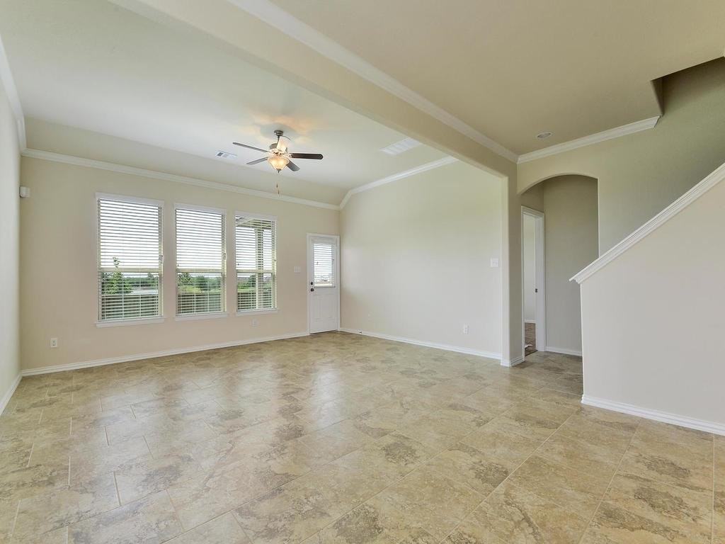 2617 Creeping Vine Ct - Photo 4 of 20
