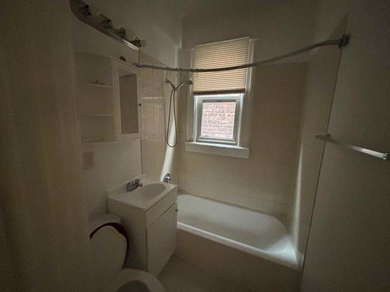149 Wilkinson Ave #3L - Photo 5 of 5