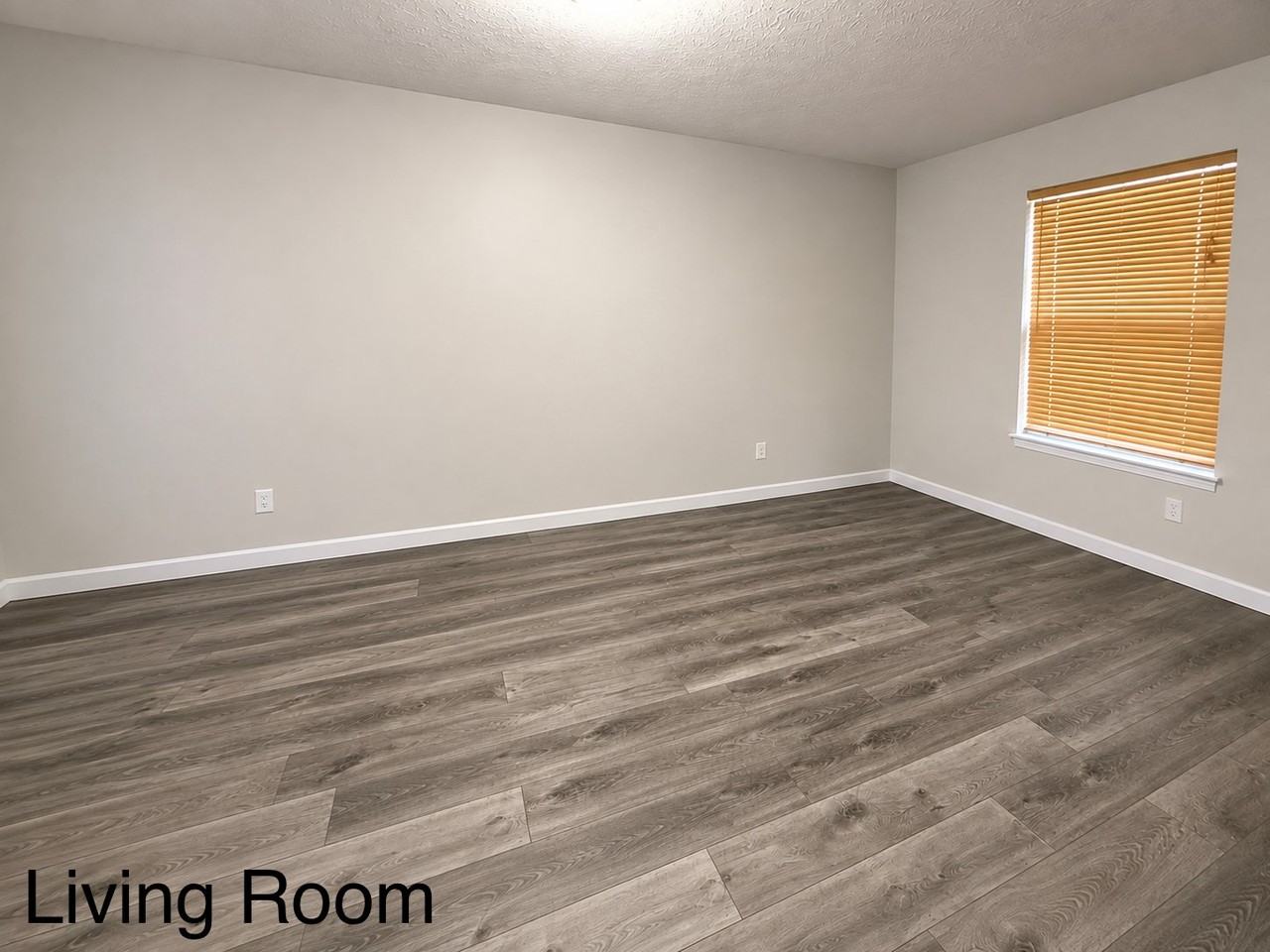 21481 Risky Rd #1 - Photo 4 of 33