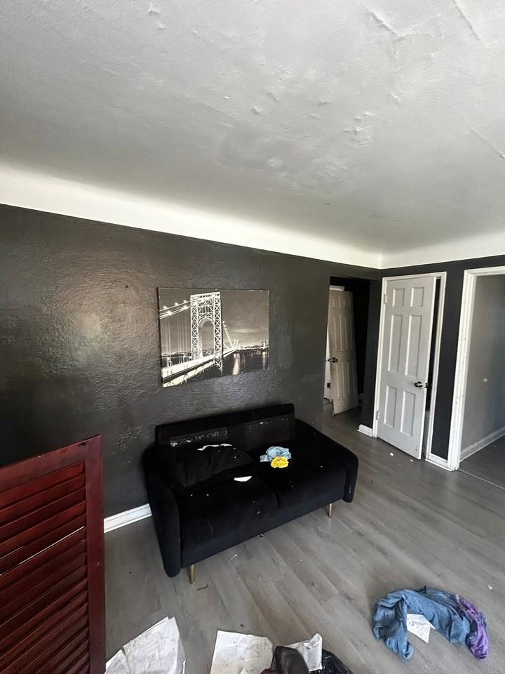 5621 Sunbury Ave - Photo 5 of 20