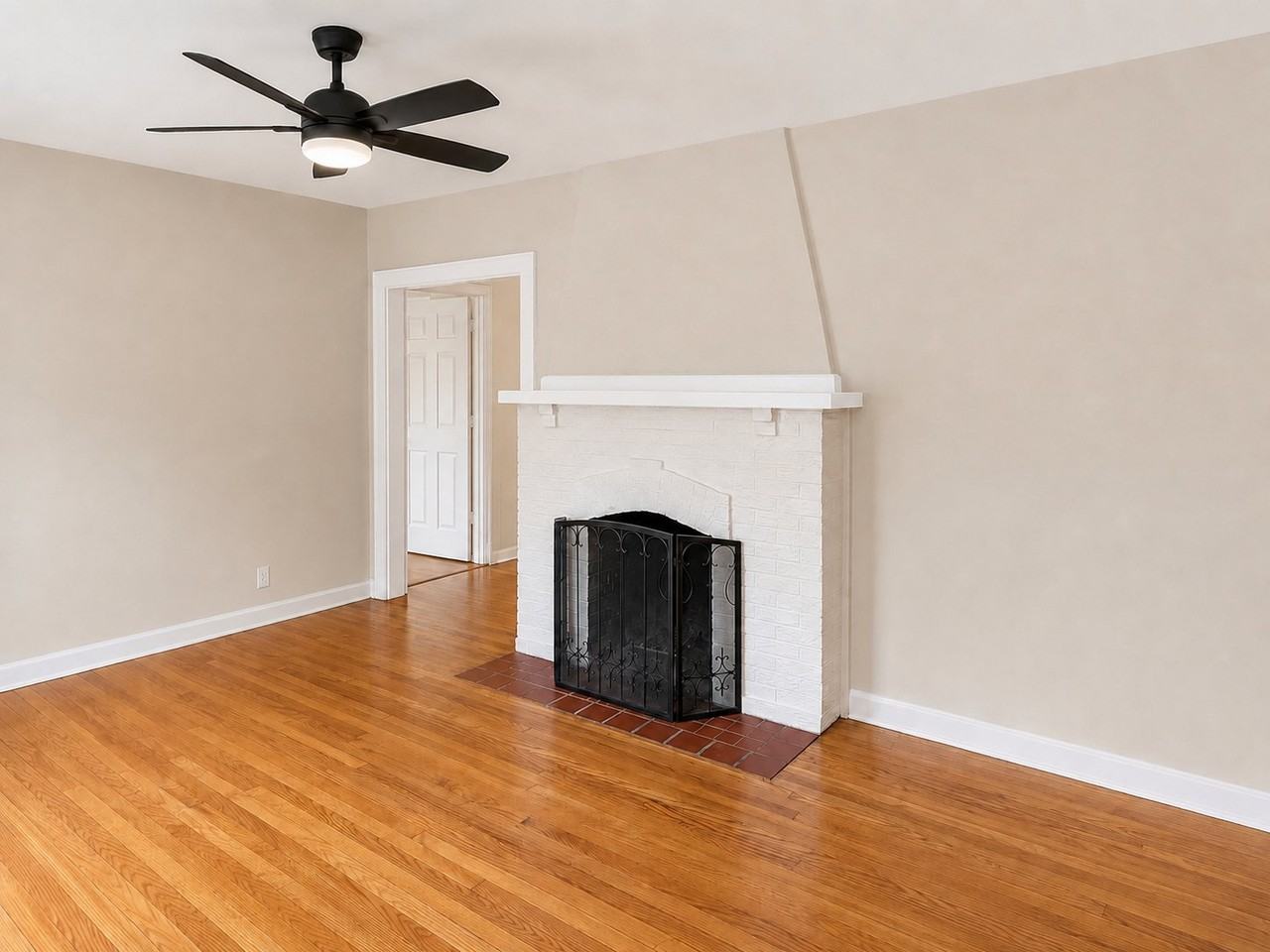135 E North Ave #1 - Photo 3 of 6