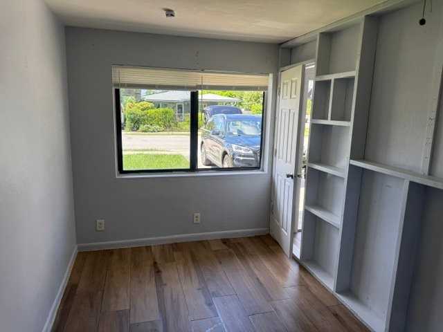 1098 Ne 37th St #2 - Photo 3 of 13