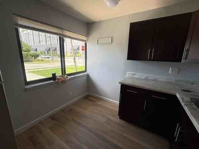 1098 Ne 37th St #2 - Photo 7 of 13