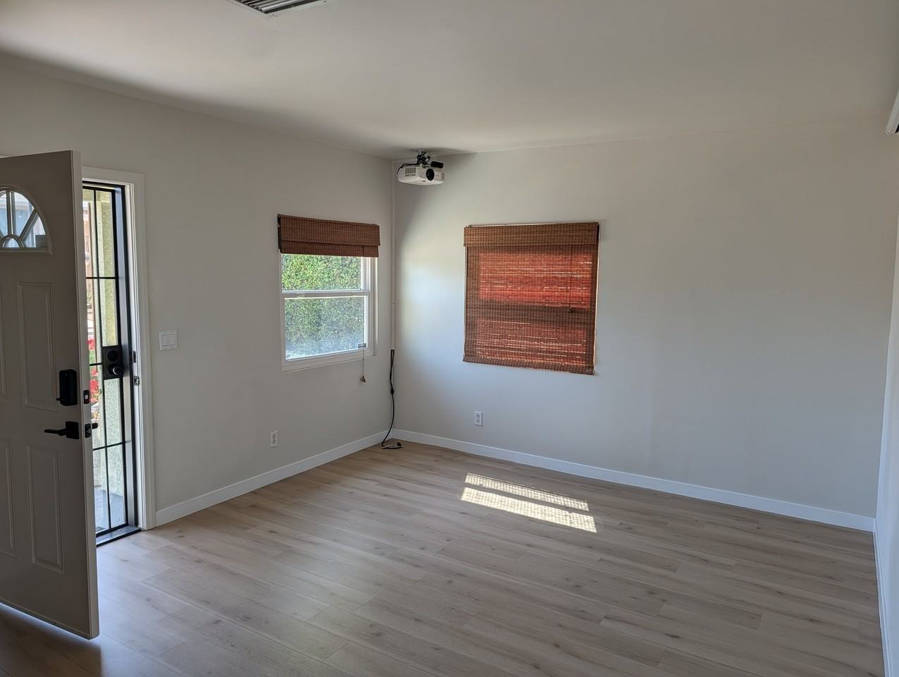 3370 Madison Ave - Photo 4 of 20
