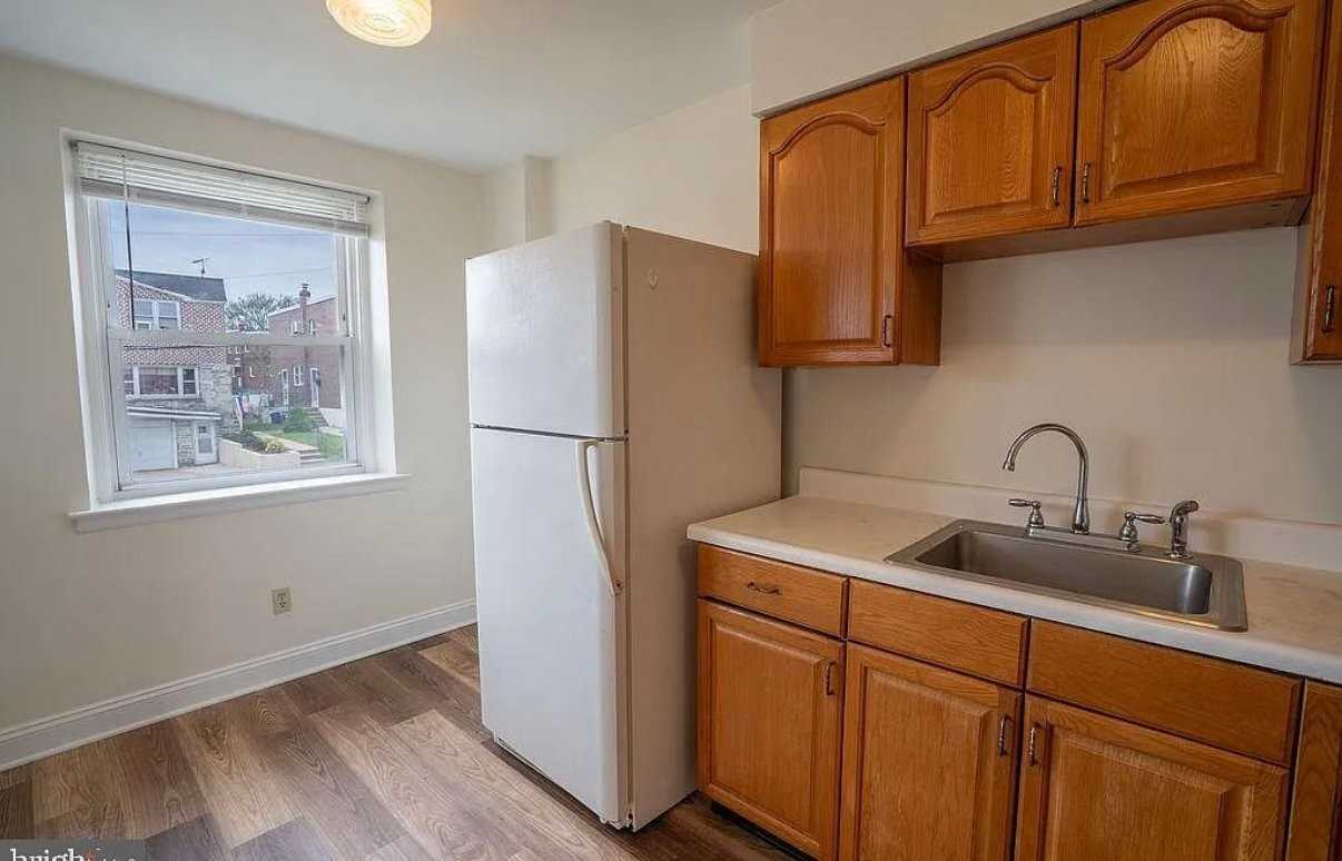 1975 Beyer Ave #2 - Photo 6 of 18