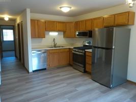 featured image of 295 Woodridge Cir #B