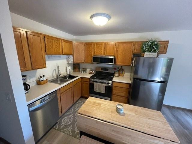 295 Woodridge Cir #B - Photo 2 of 20