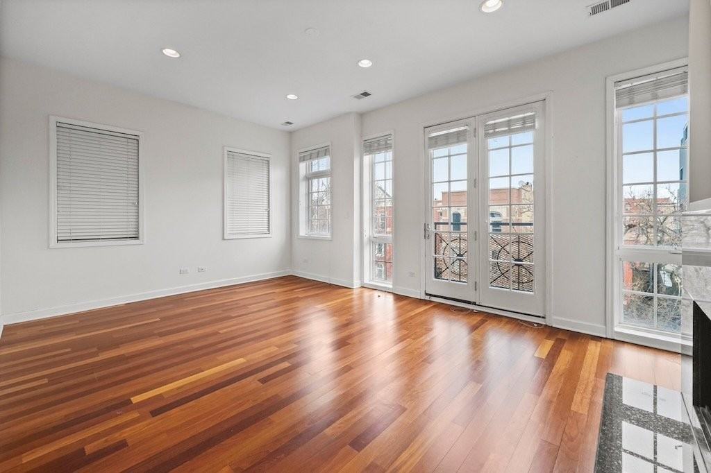 1314 N Wicker Park Ave #2 - Photo 6 of 14