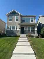 featured image of 2215 W Bluebird Dr