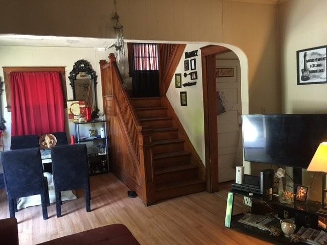 907 Ferry Ave - Photo 4 of 6