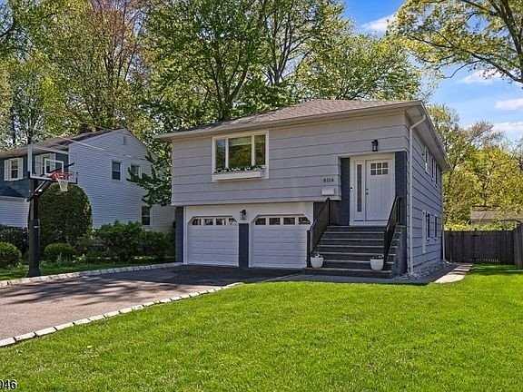 804 Coolidge St - Photo 2 of 20
