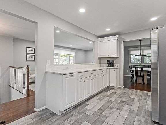 804 Coolidge St - Photo 3 of 20