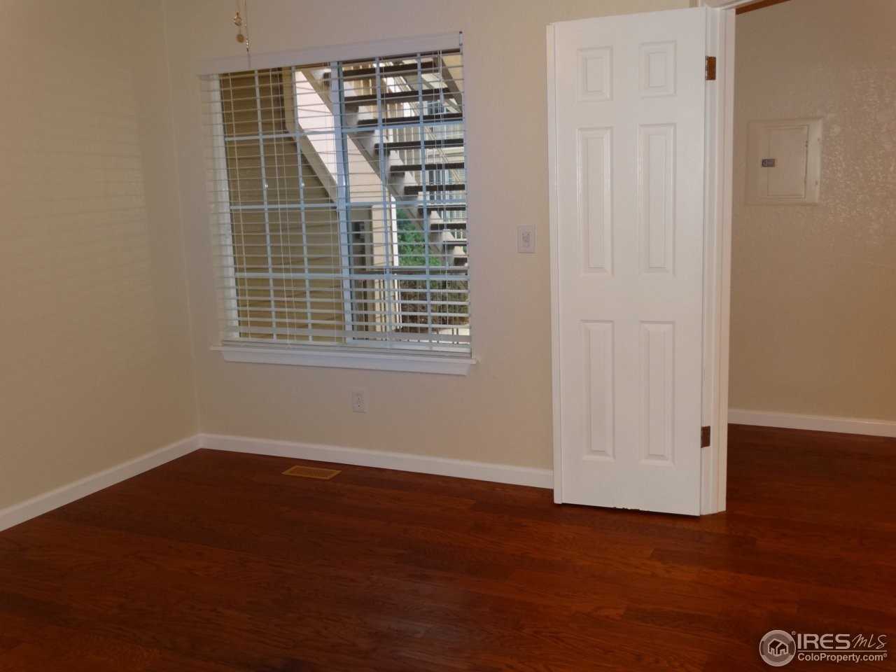 4879 White Rock Cir - Photo 3 of 20