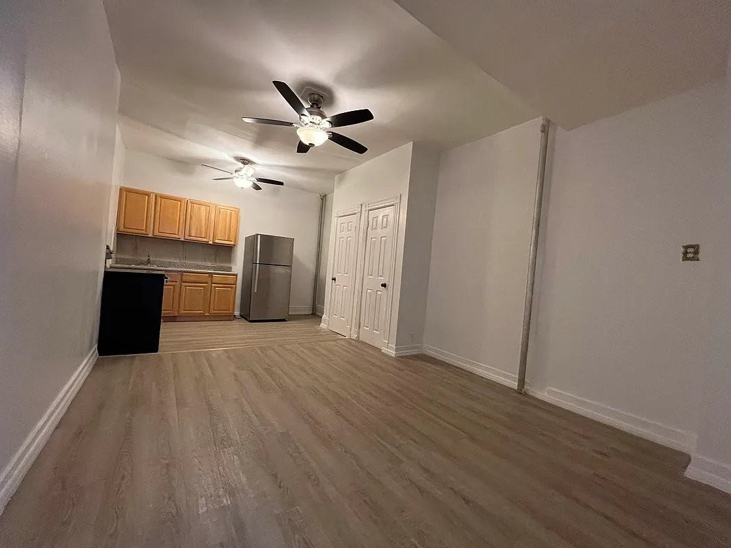 19 Cornelia St #3 - Photo 2 of 10