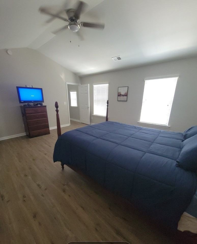 389 Denman Loop - Photo 4 of 7