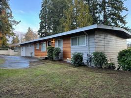 featured image of 16209 Lake Hills Blvd
