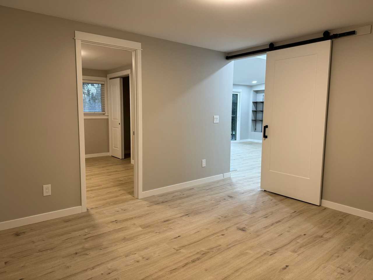16209 Lake Hills Blvd - Photo 4 of 20
