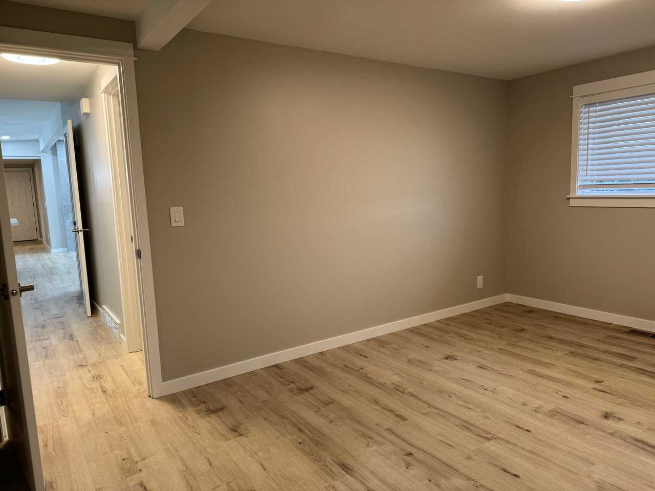 16209 Lake Hills Blvd - Photo 7 of 20