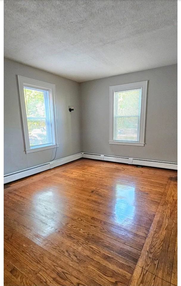 208 Sherman Ave #A4 - Photo 3 of 4