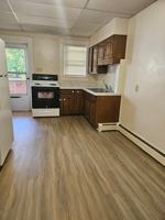 featured image of 37 Lake St #7A