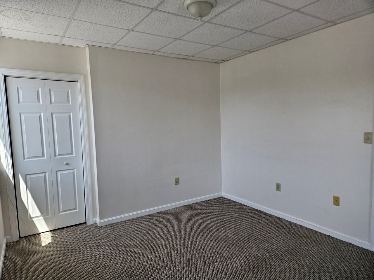 37 Lake St #9 - Photo 6 of 11
