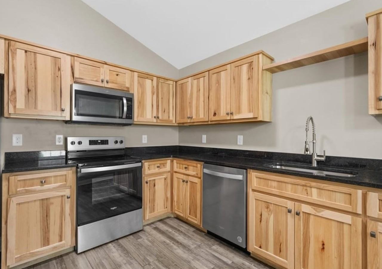 113 Bearden Rd - Photo 2 of 10