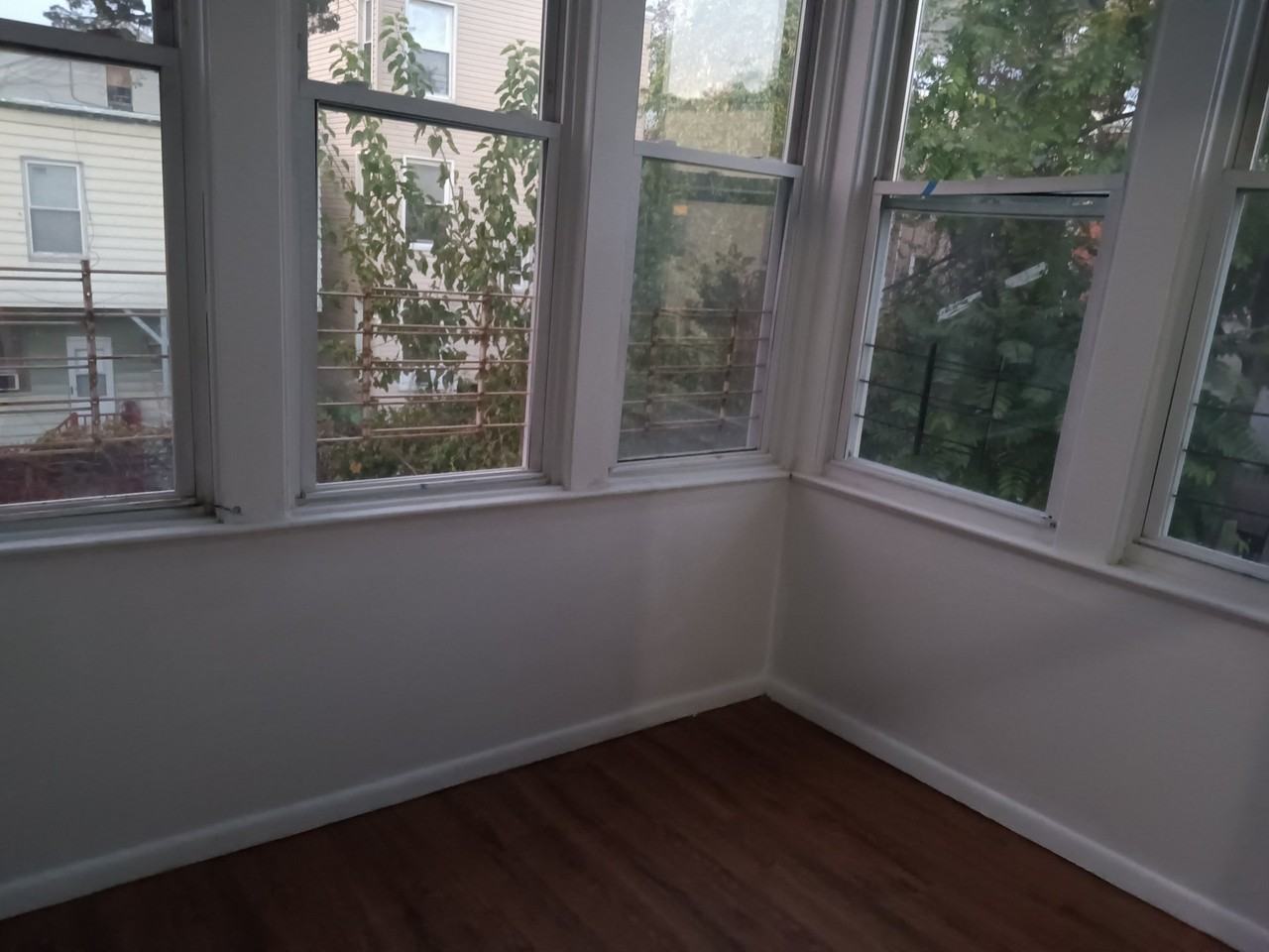 91 Ash St #7 - Photo 4 of 11