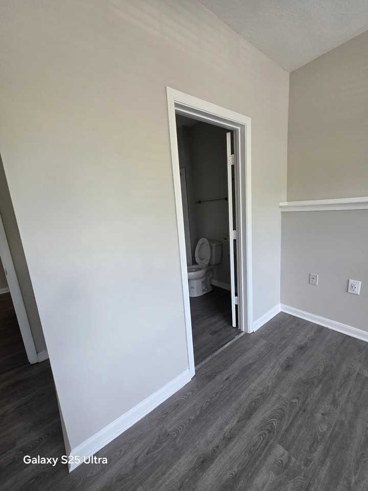 13309 Glen Echo Cir #201 - Photo 7 of 17