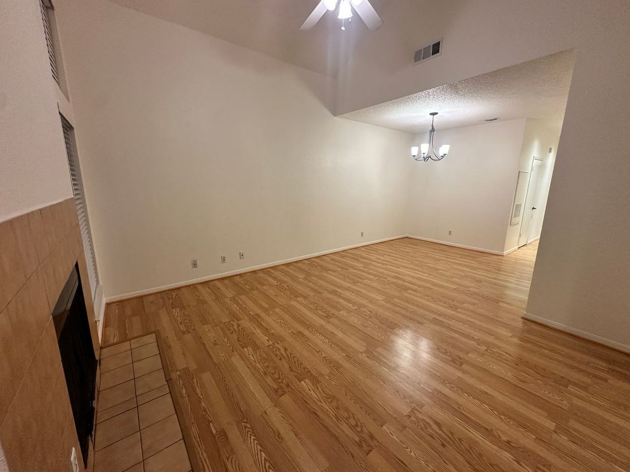 1906 Robbins Pl #308 - Photo 3 of 29